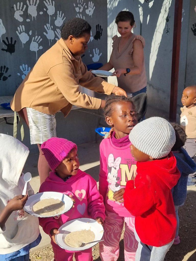 lion sands community tour | ubuntu serving experience